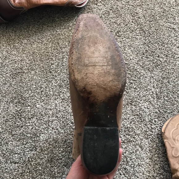 Women’s cowgirl boots size 7.5 - Picture 2 of 3
